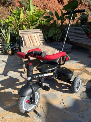 Triciclo infantil