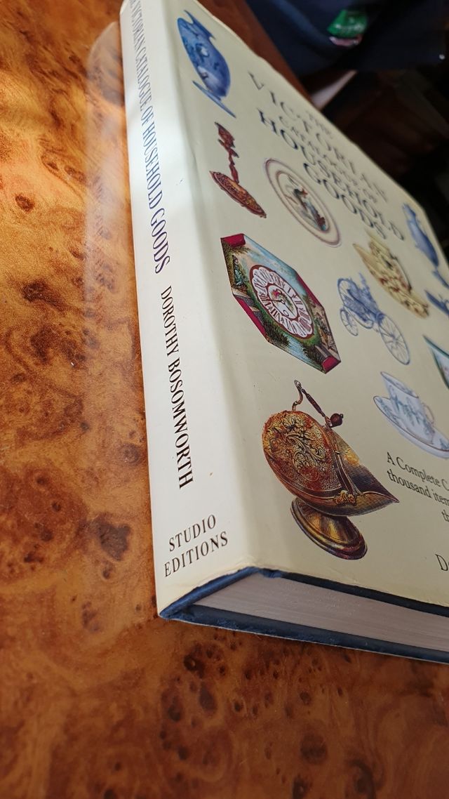 CATÁLOGO PARA DECORAR CASAS VICTORIANAS