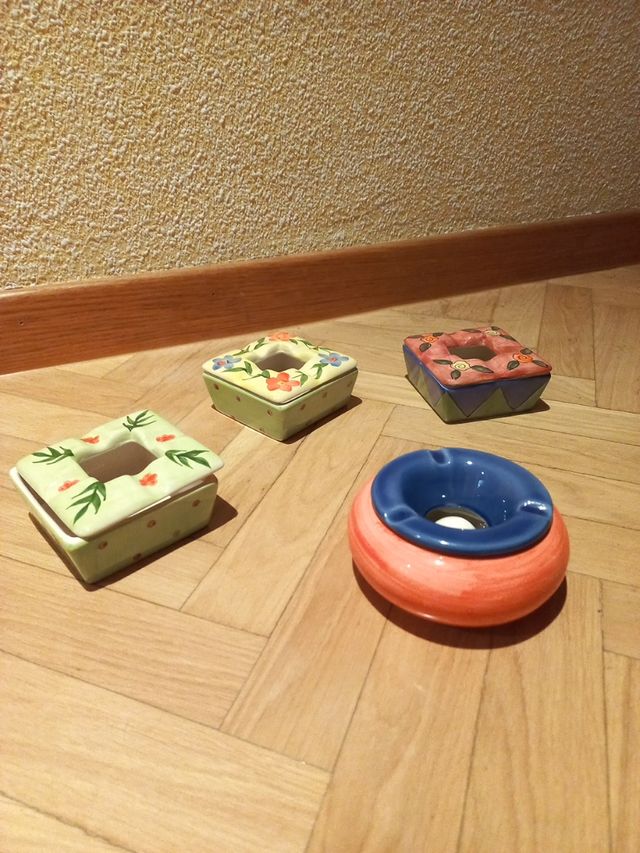 Cenicero de porcelana