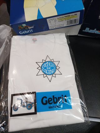 Camiseta cuello pico algodón manga corta