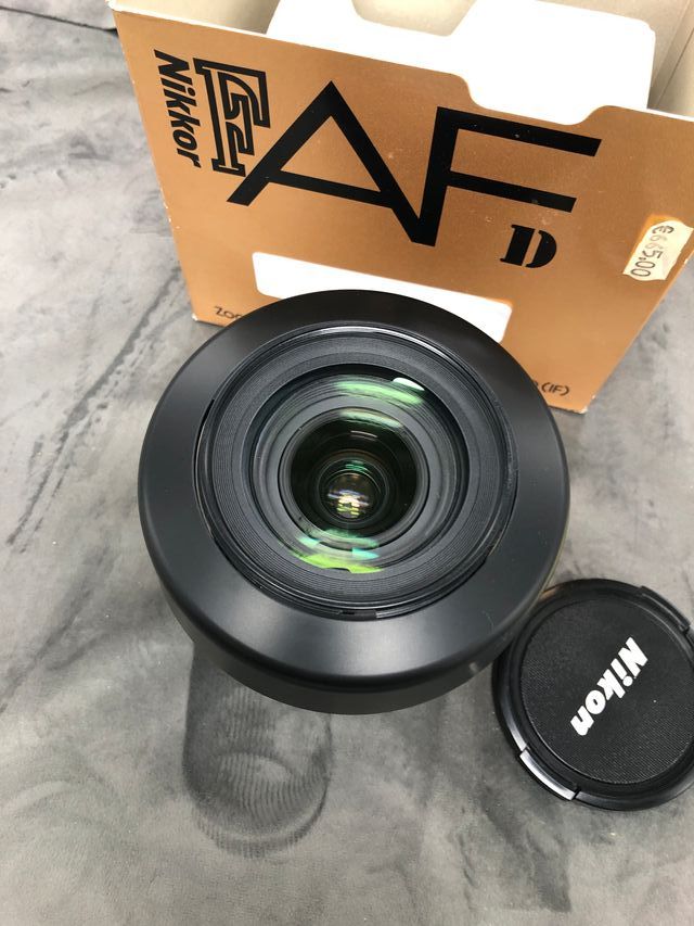 Nikon AF‐D 28‐200 mm f/3.5‐5.6 – Montura F – Nuevo
