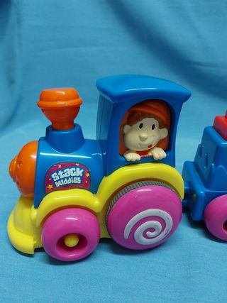 Tren musical stack middies