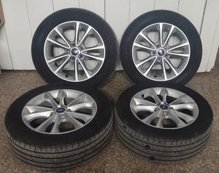 Se vende conjunto de 4 llantas Ford Kuga 