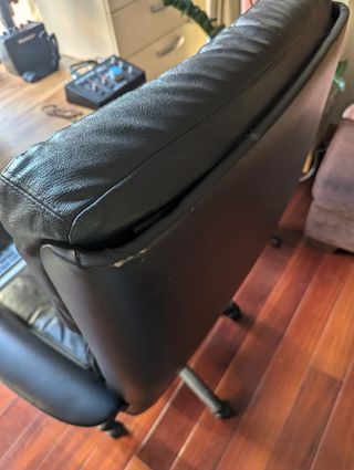 Sillón de despacho con ruedas