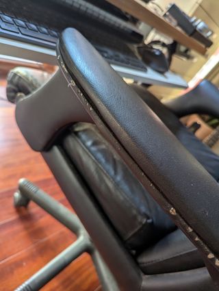 Sillón de despacho con ruedas