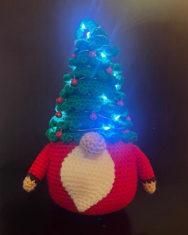 Gnomo babbo natale crochet luci campanelle