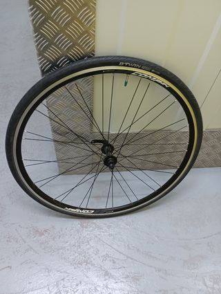 Rueda de carretera (precio no negociable)