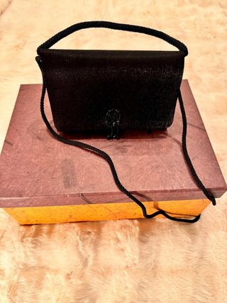 Ropa fiesta negra a juego