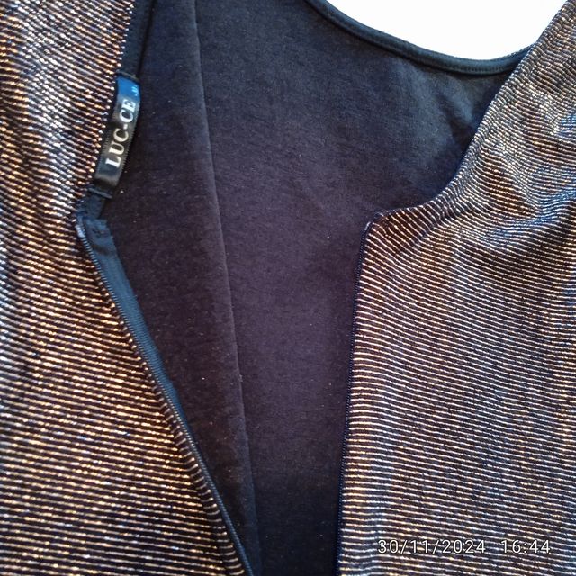 Vestido dorado deLUC-CE