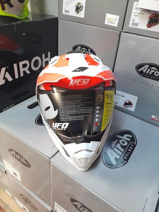 Casco moto XL trail Ufo