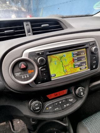 Radio con GPS incorporado Toyota yaris