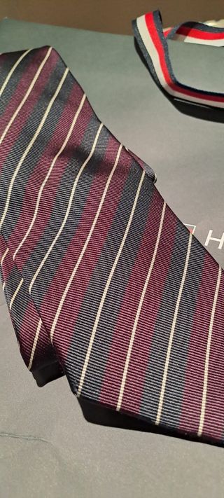 Corbata pedro del hierro 