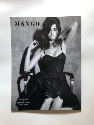 vestido negro encaje fiesta edicion Penelope Cruz