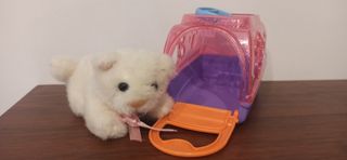 Gato con transportin juguete