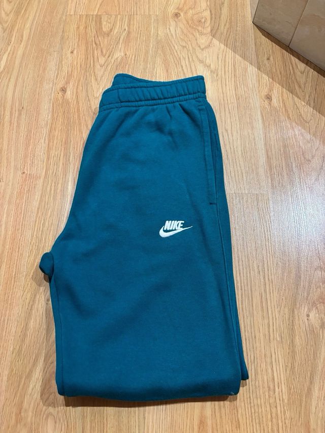 Pantalones nike
