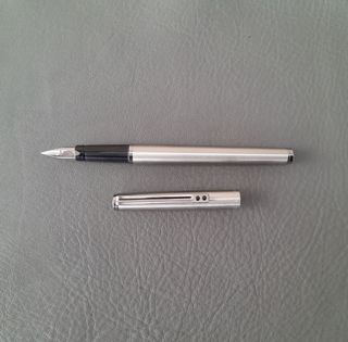 Estilográfica y bolígrafo Inoxcrom 77