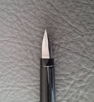 Estilográfica y bolígrafo Inoxcrom 77