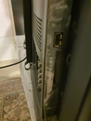 LG 42PJ250 Televisor 42" XGA Negro- Soporte Pared