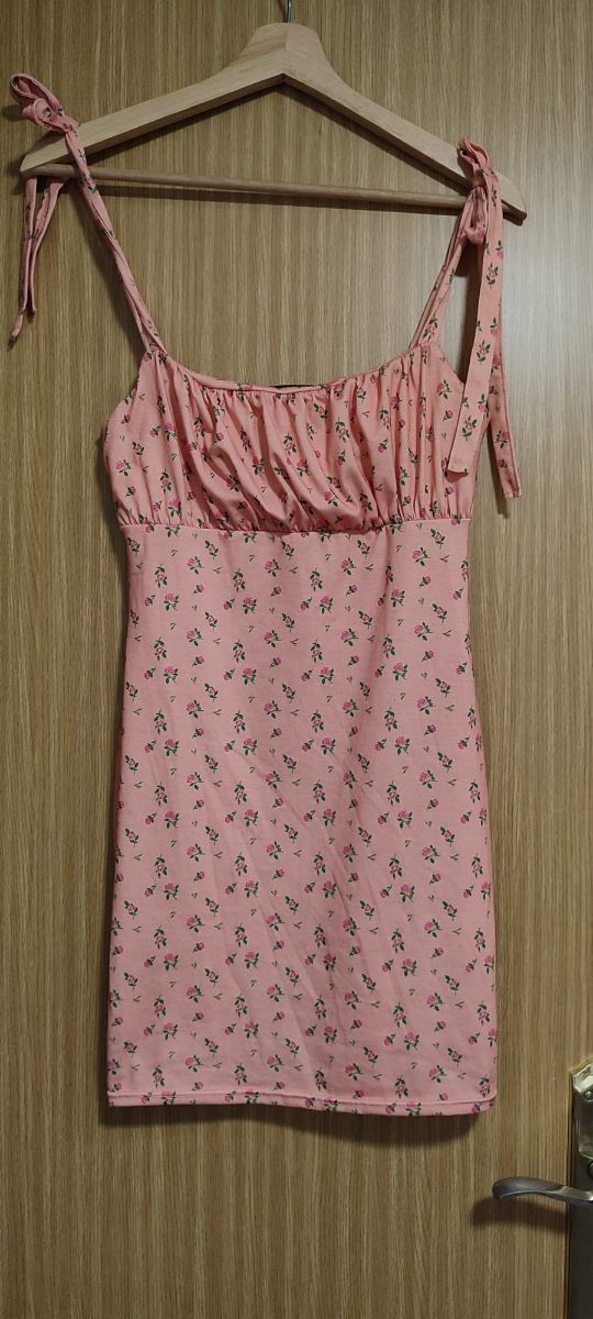 Vestido floral coral