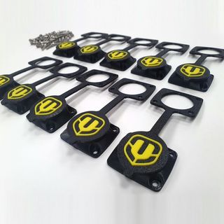 Tapón puerto de carga Mondraker Amarillo Mejorado