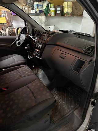OFERTA !!Mercedes-Benz Vito 2010.