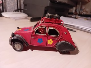Modellino automobile