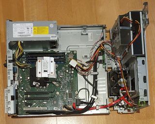PC Fujitsu Esprimo E710