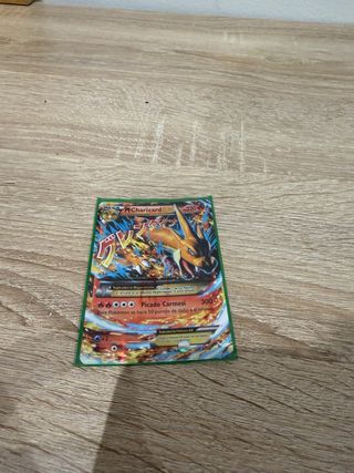 Carta pokemon mega charizard