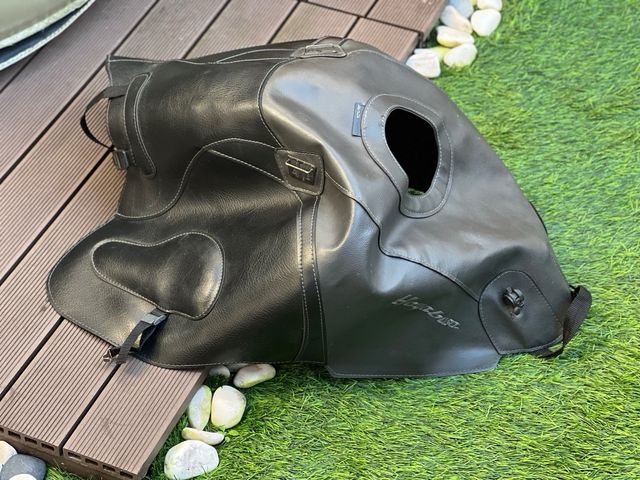 Capa depósito Bagster Suzuki Hayabusa Gen1