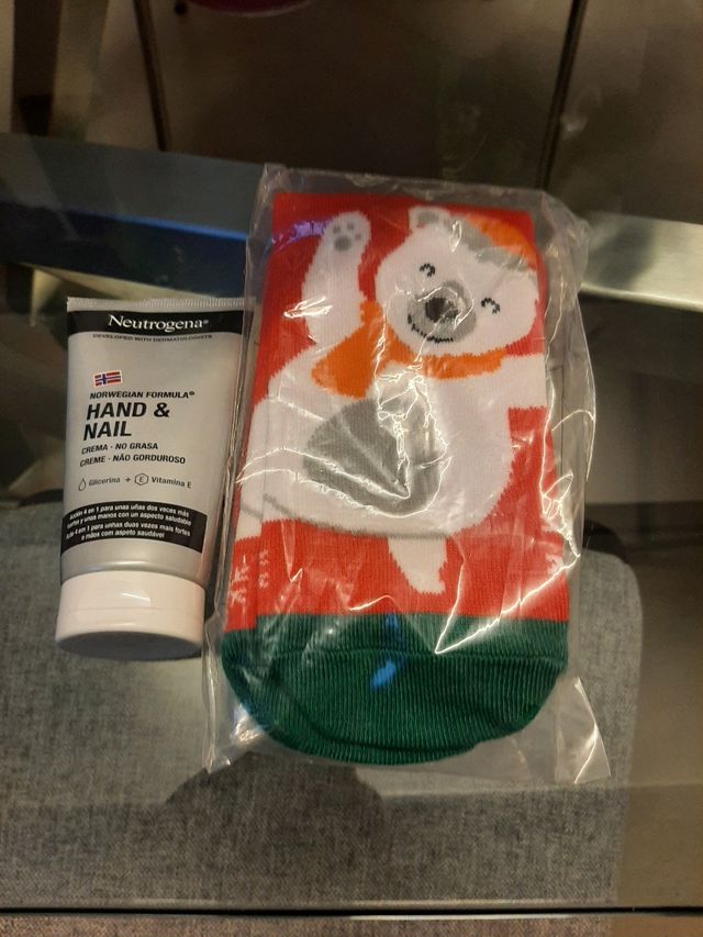 Crema neutrogena mani più calzini