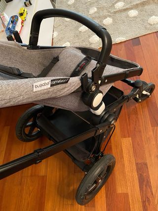 Bugaboo Camaleon 3 capazo-silla aqua. Chasis negro