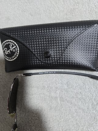 Lentes Ray Ban - Fibra de Carbono