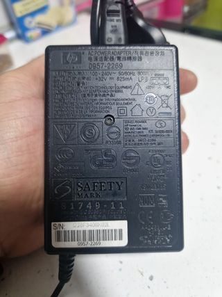 AC ORIGINAL HP CARGADOR IMPRESORAS