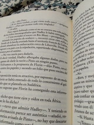 EL ORO DE MOSCU (Spanish Edition)