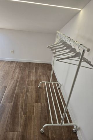 Alquiler ático con terraza Camariñas