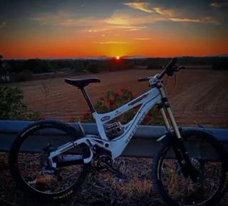 Bicicleta montaña ESCUCHO OFERTAS