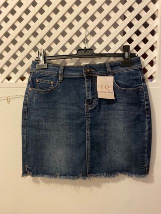 Falda vaquera. NUEVA.Con etiqueta
