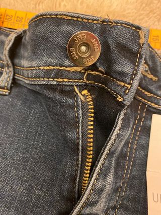 Falda vaquera. NUEVA.Con etiqueta