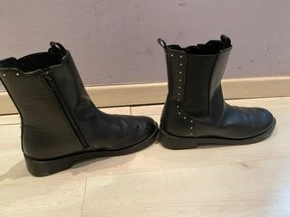 Botines negros piel Zara 39