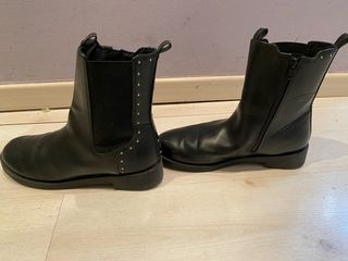 Botines negros piel Zara 39