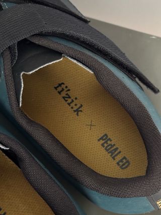 Zapatillas ciclismo Fizik Terra Vento x Pedaled