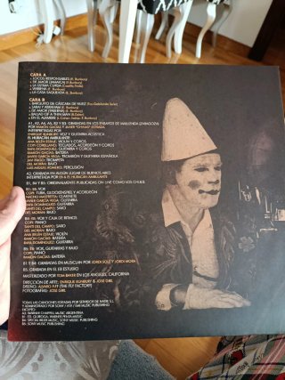 Bunbury Extras LP