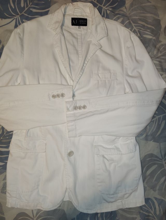 Americana Armani Blanca talla 42