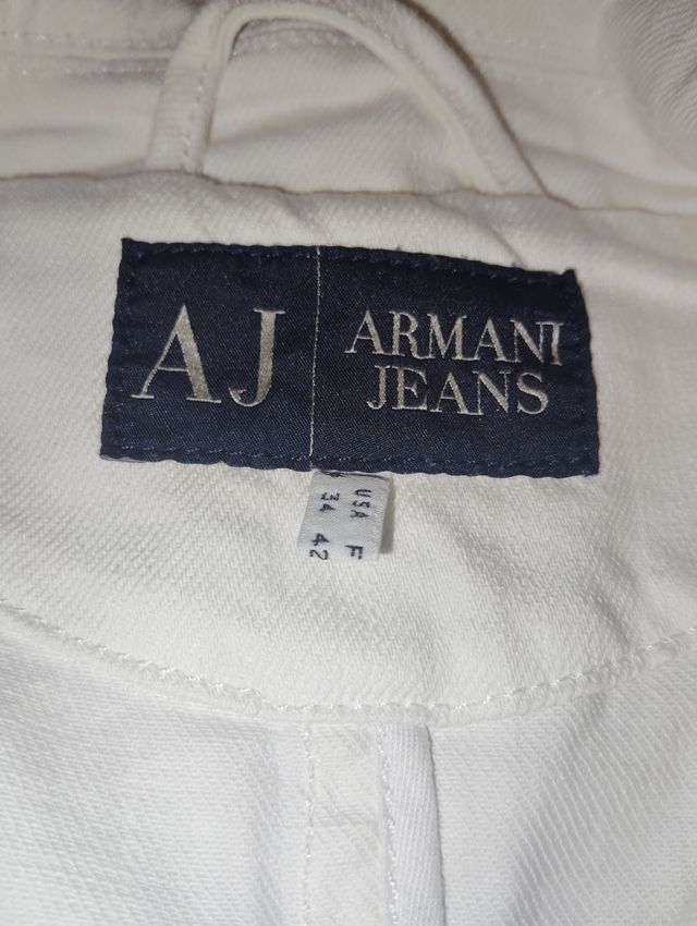 Americana Armani Blanca talla 42