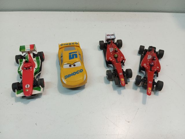 2 Scalextric Carrera GO