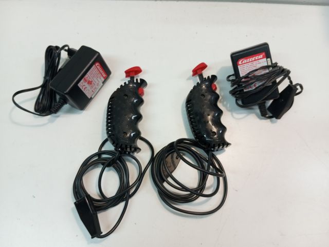 2 Scalextric Carrera GO