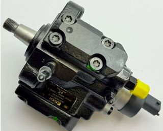 Bosch Einspritzpumpe 0445010071 für Fiat Idea 1.9