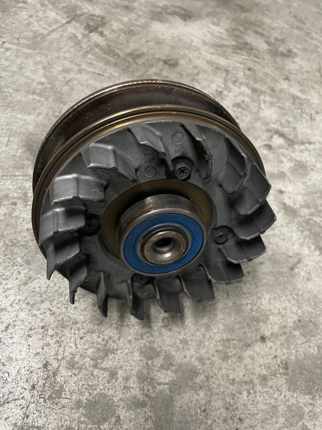 Polea secundaria CVT Burgman 650