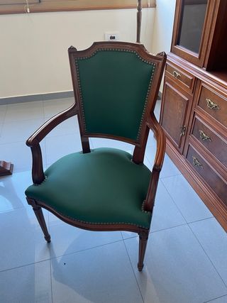 Mesa escriorio clasica estilo ingles.