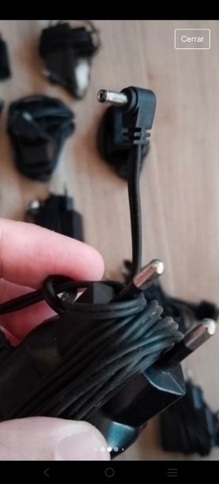 14 cargadores de móviles